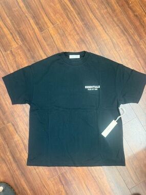 Black Minimal Logo T-Shirt Oversized Streetwear Casual Tee Essentials Style